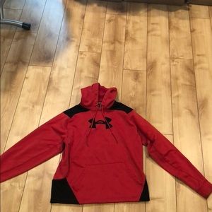 Under armour sweatshirt